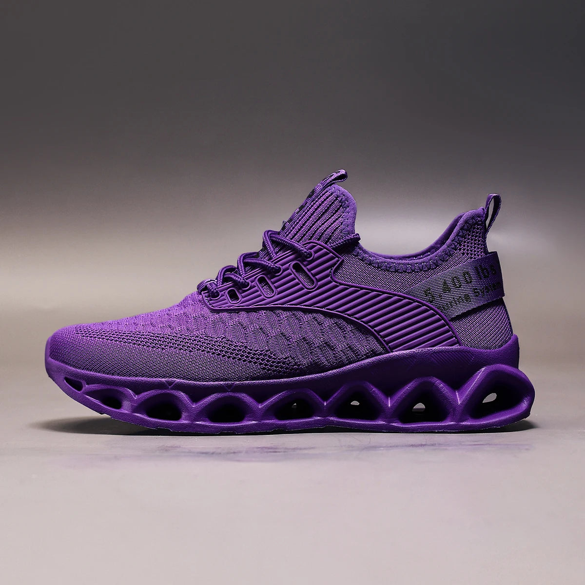 Women's running shoes, lightweight mesh, breathable and comfortable flat soft tennis shoes, blade sports shoes for women