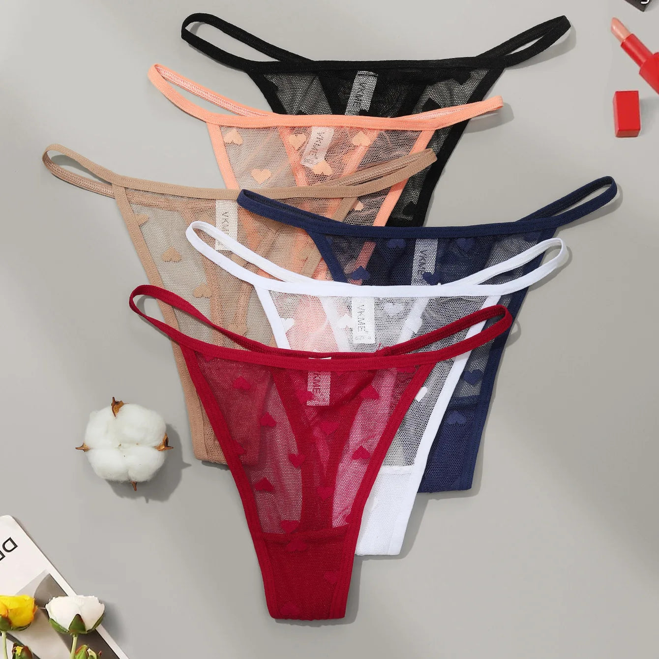 1PCS of women's thong, low-waist, transparent, sexy heart-shaped, breathable and seamless underwear for women