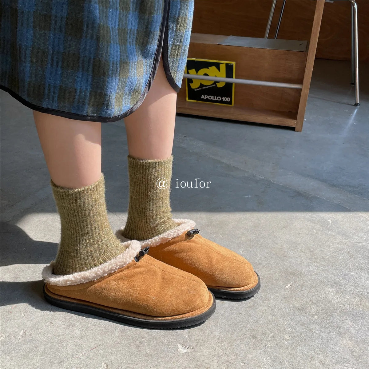 Autumn Winter Thermal Women Socks 9% Wool Cashmere Thicken Warm Long Socks Japanese Style Knitting Harajuku Homewear Crew Socks