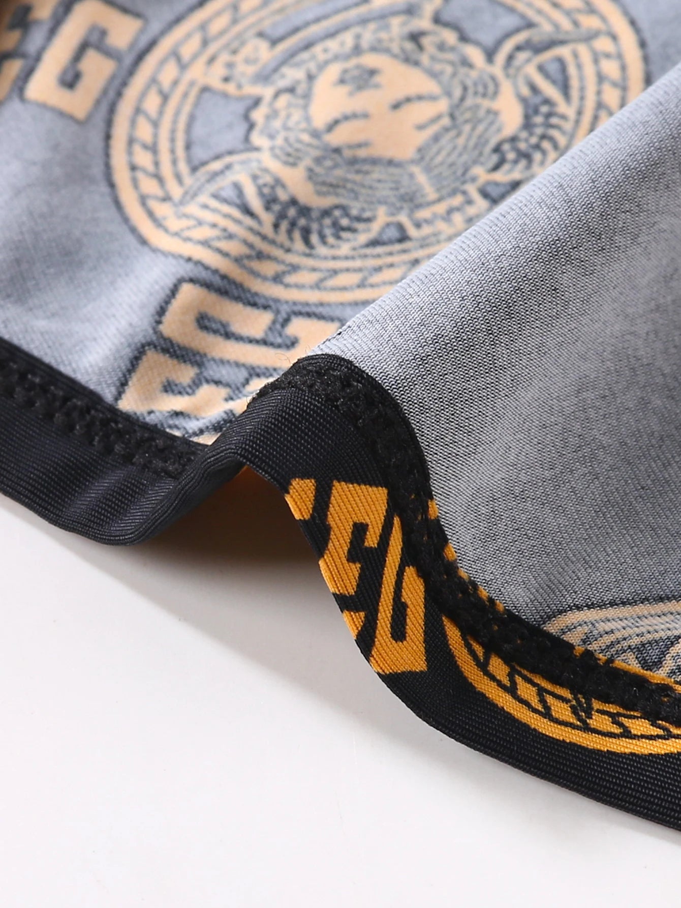 Light Luxury Gold Belt Men's ice silk briefs summer thin anti-bacterial crotch shorts head 6 combination