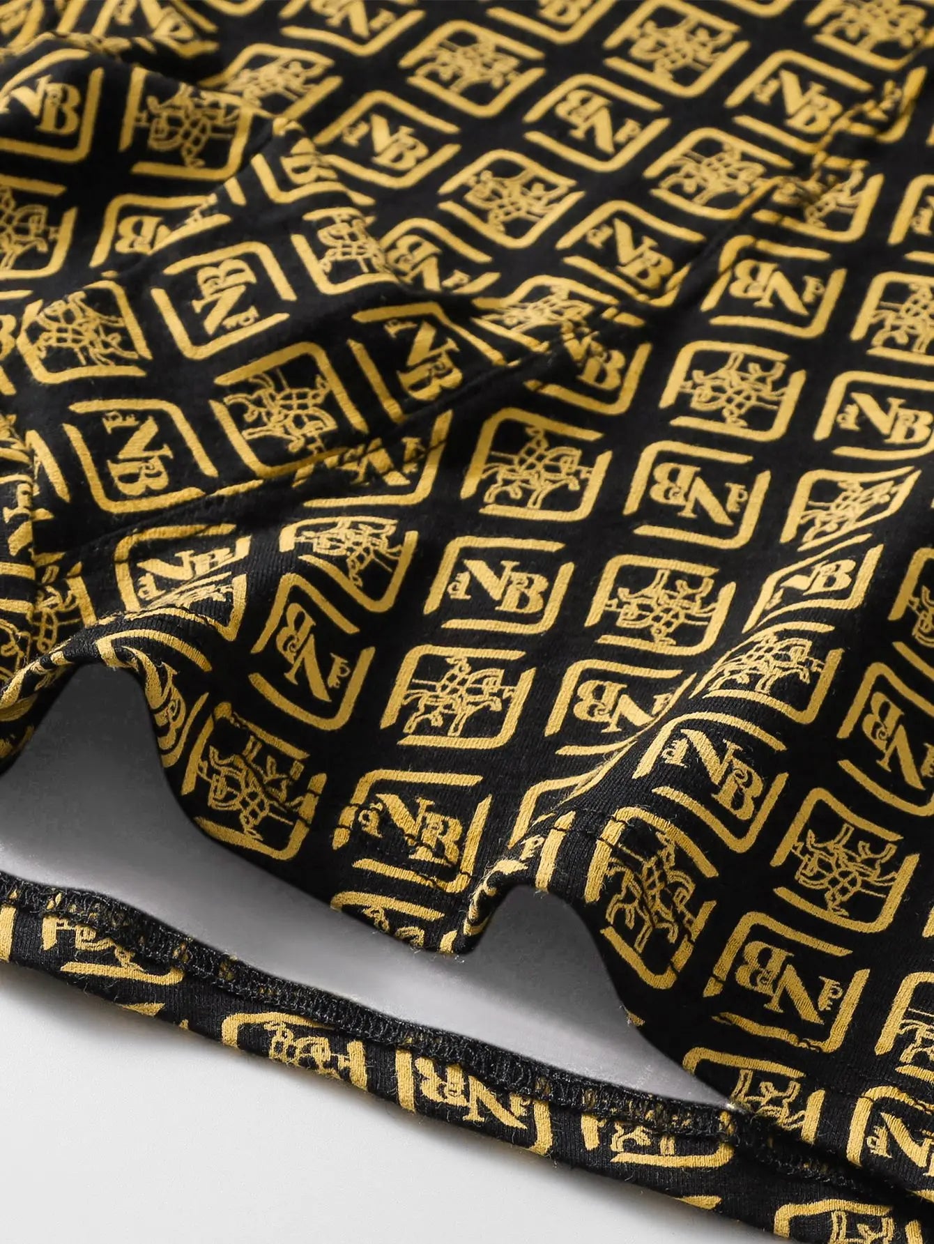 10 pieces of men's boxer briefs, black gold random soft, breathable, comfortable skin-friendly four seasons hot men's underwear