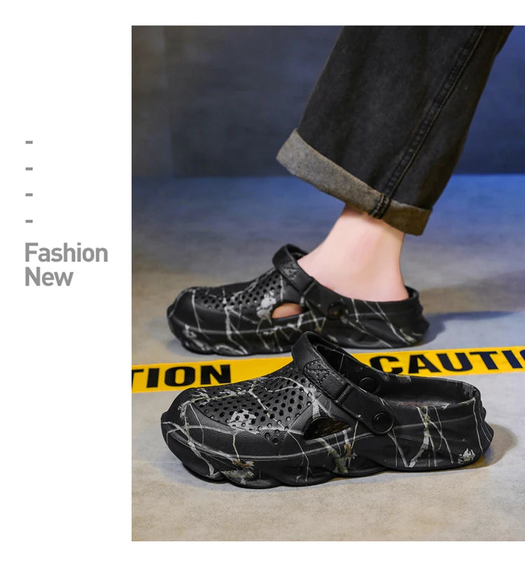 Men Summer Slippers thick Sole Mens clogs Sandals Hollow Breathable Flip Flops sandals Shoes Fashion Beach Slippers