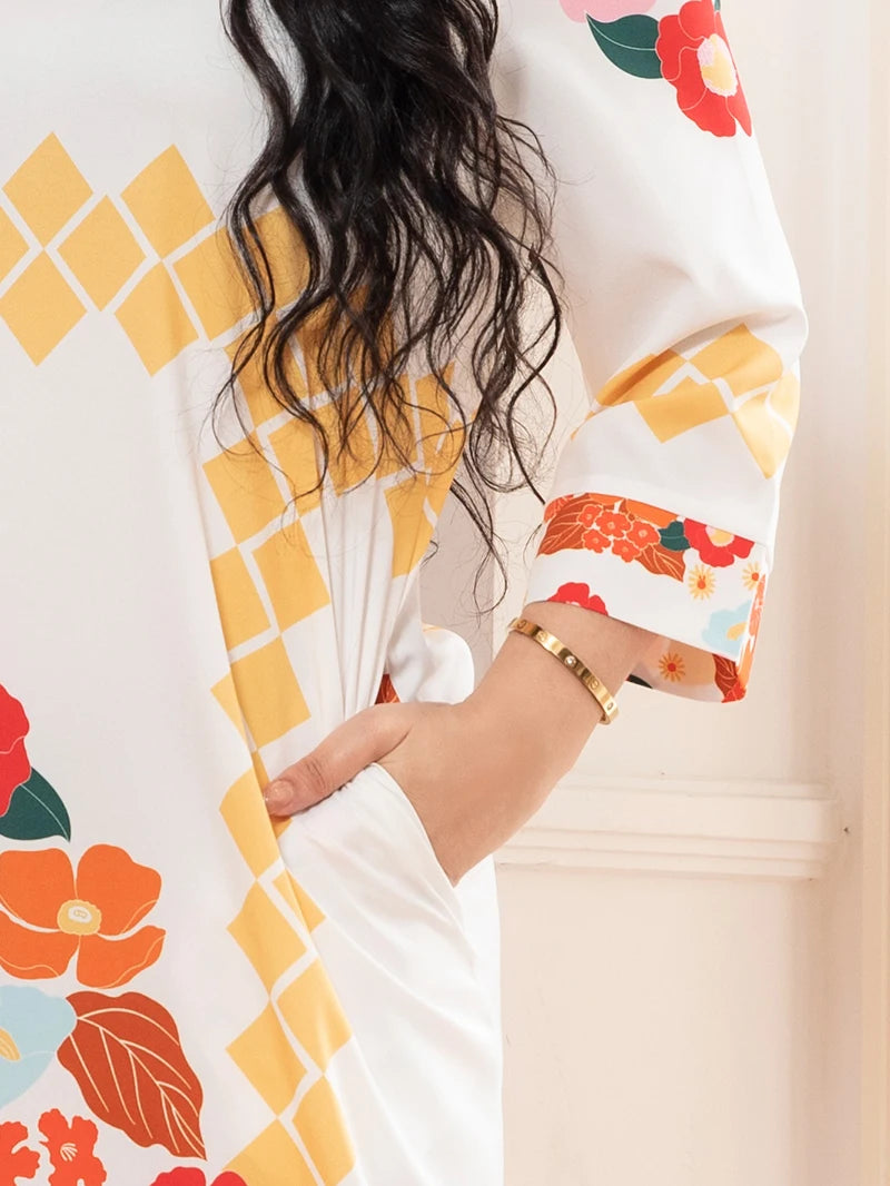 2025 Spring New Arrival: Sweet Vacation-Style V-Neck Floral Color-Blocked Long-Sleeved Midi Dress