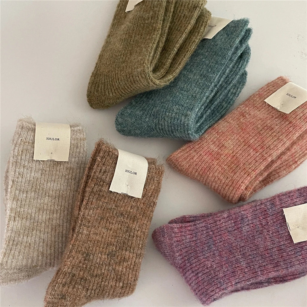 Autumn Winter Thermal Women Socks 9% Wool Cashmere Thicken Warm Long Socks Japanese Style Knitting Harajuku Homewear Crew Socks