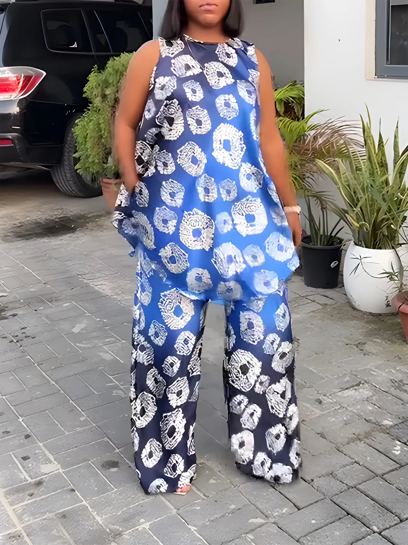 Trendy European And American Style Casual Tank Top And Pants Set, Satin Material, Perfect For Summer.