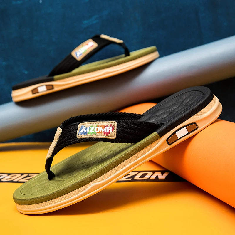 The 2025 new flip-flops for men are suitable for summer outdoor wear. They are anti-slip beach soft-soled flip-flops for men, wh