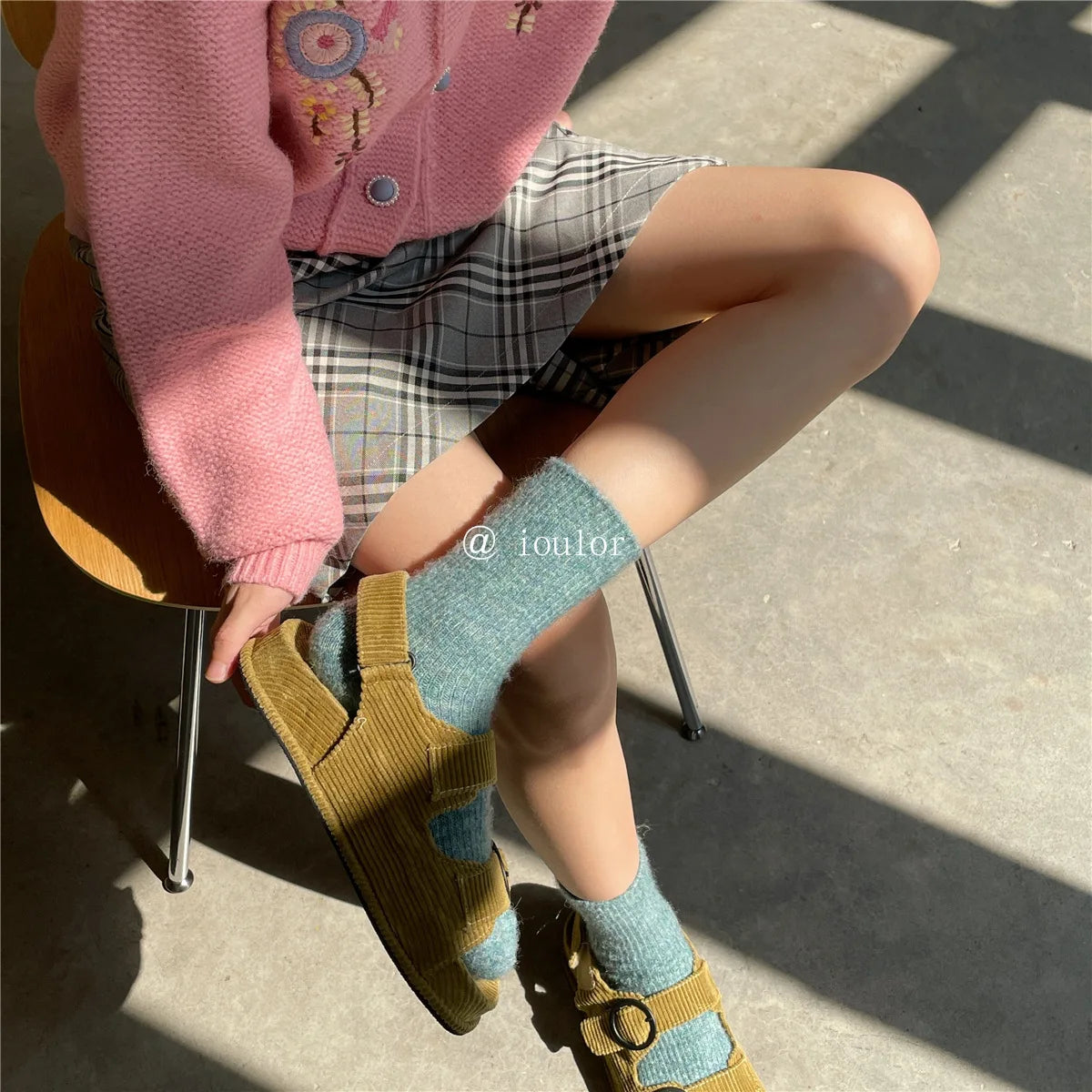 Autumn Winter Thermal Women Socks 9% Wool Cashmere Thicken Warm Long Socks Japanese Style Knitting Harajuku Homewear Crew Socks