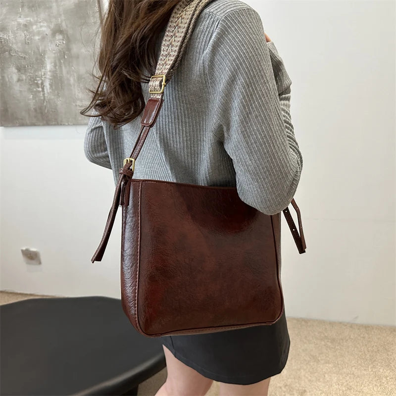 Crossbody Bag for Women with Adjustable Strap Shoulder Bag Vegan Leather Solid Hobo Purse Satchel Purse