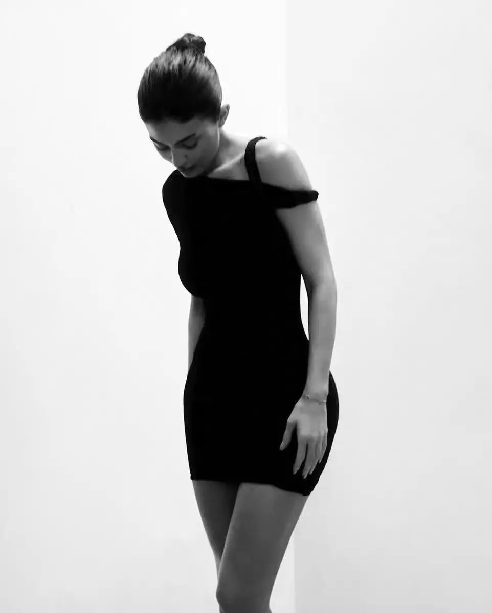 Kylie style~KHY asymmetrical off shoulder twisted strap dress sexy elastic slim fit hip hugging short skirt