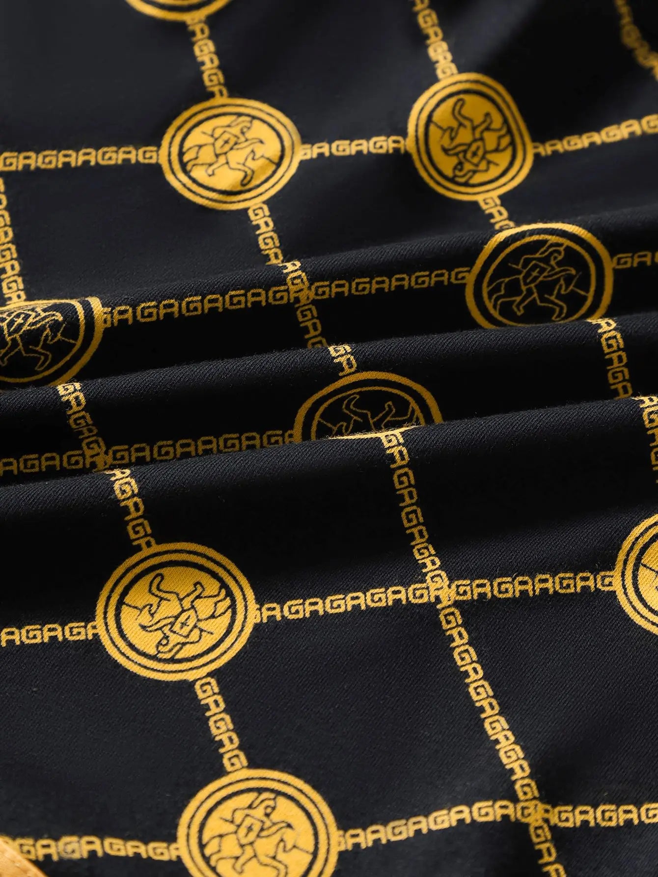 4pcs/multi-style men's underwear, black and gold printed boxer briefs, trendy personality briefs men's comfortable boxers