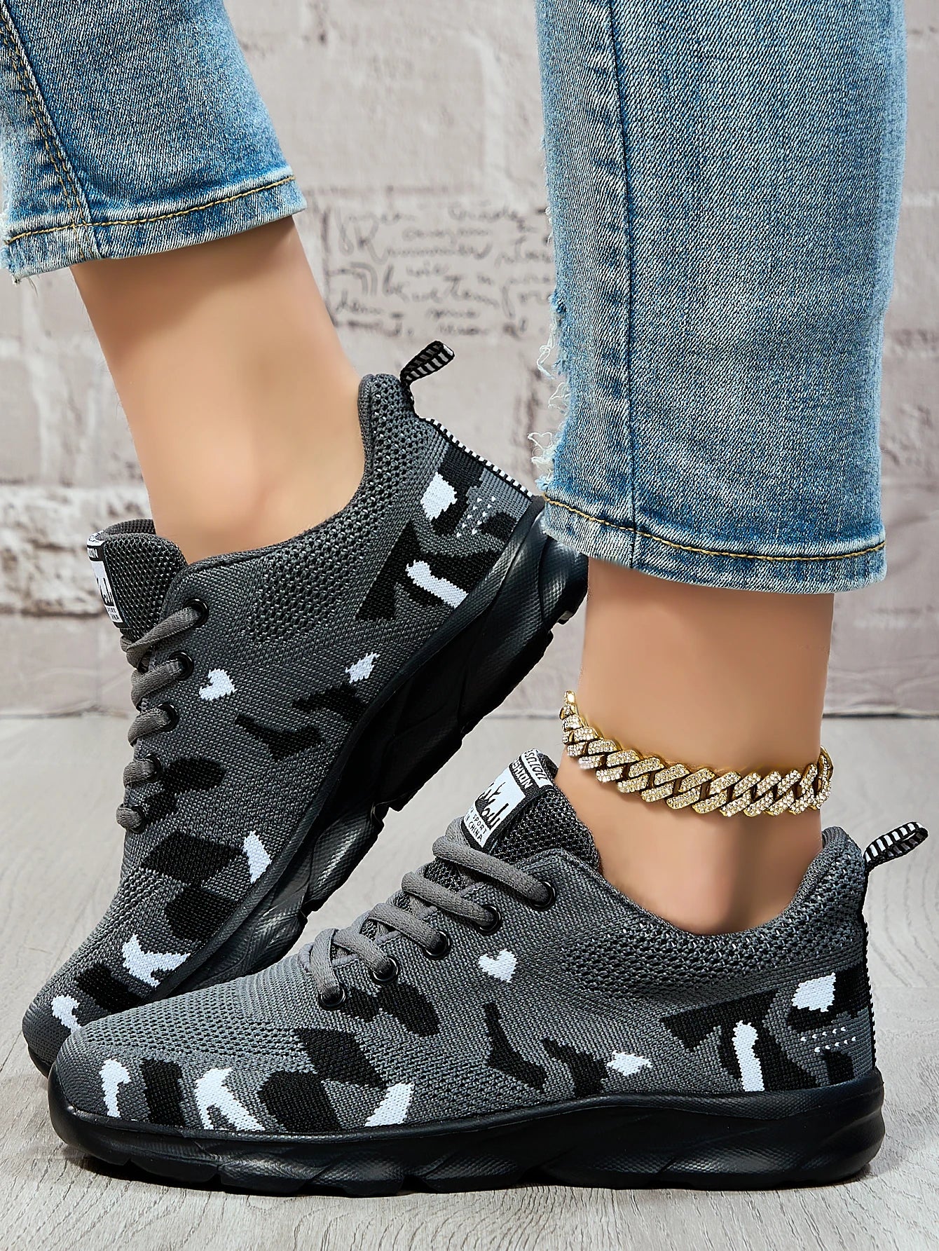 Women's running shoes, lightweight mesh fabric, breathable, casual and comfortable flat soft tennis shoes, sports shoes