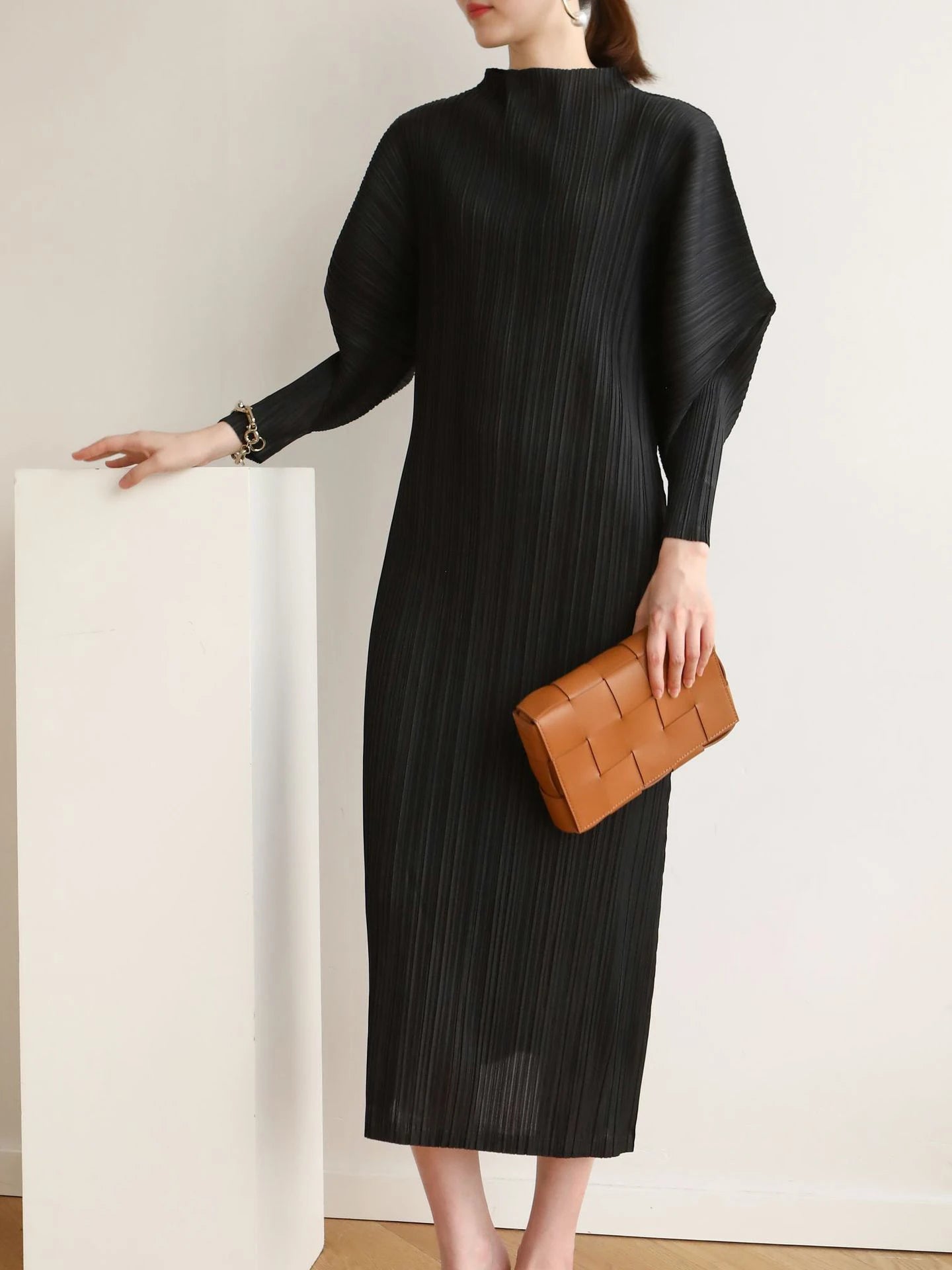 Miyake Pleats Batwing Sleeve Pleated Long Dress Korean High Fashion Causal Elegant Women Designer Clothing